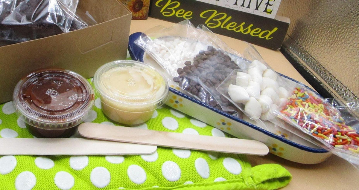 GLUTEN FREE S'MORES DECORATING KIT / VEGAN